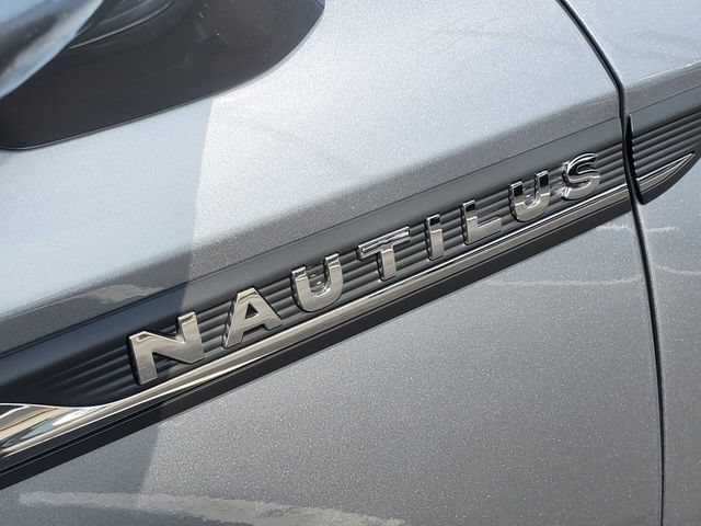 Certified 2023 Lincoln Nautilus FWD w/ Premium Package image 6