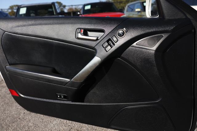 Used 2013 Hyundai Genesis 3.8 image 42