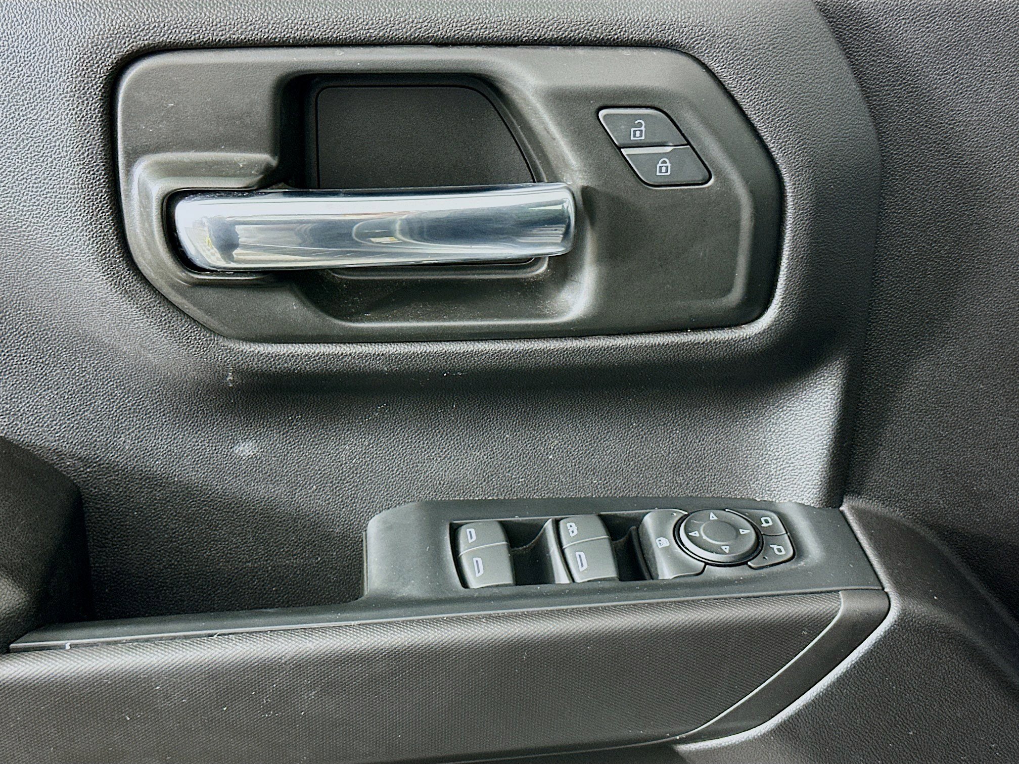 Used 2024 Chevrolet Silverado 1500 Custom Trail Boss image 15