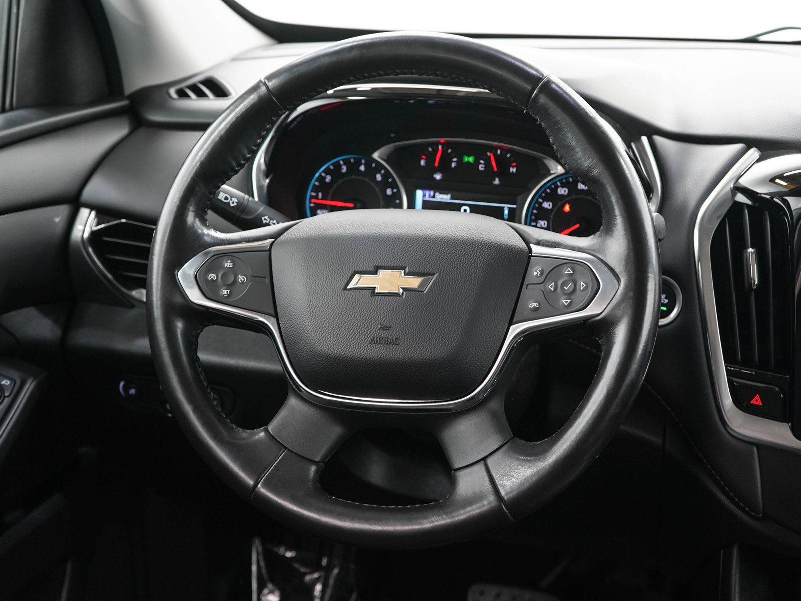 Used 2019 Chevrolet Traverse LT AWD/4WD image 18