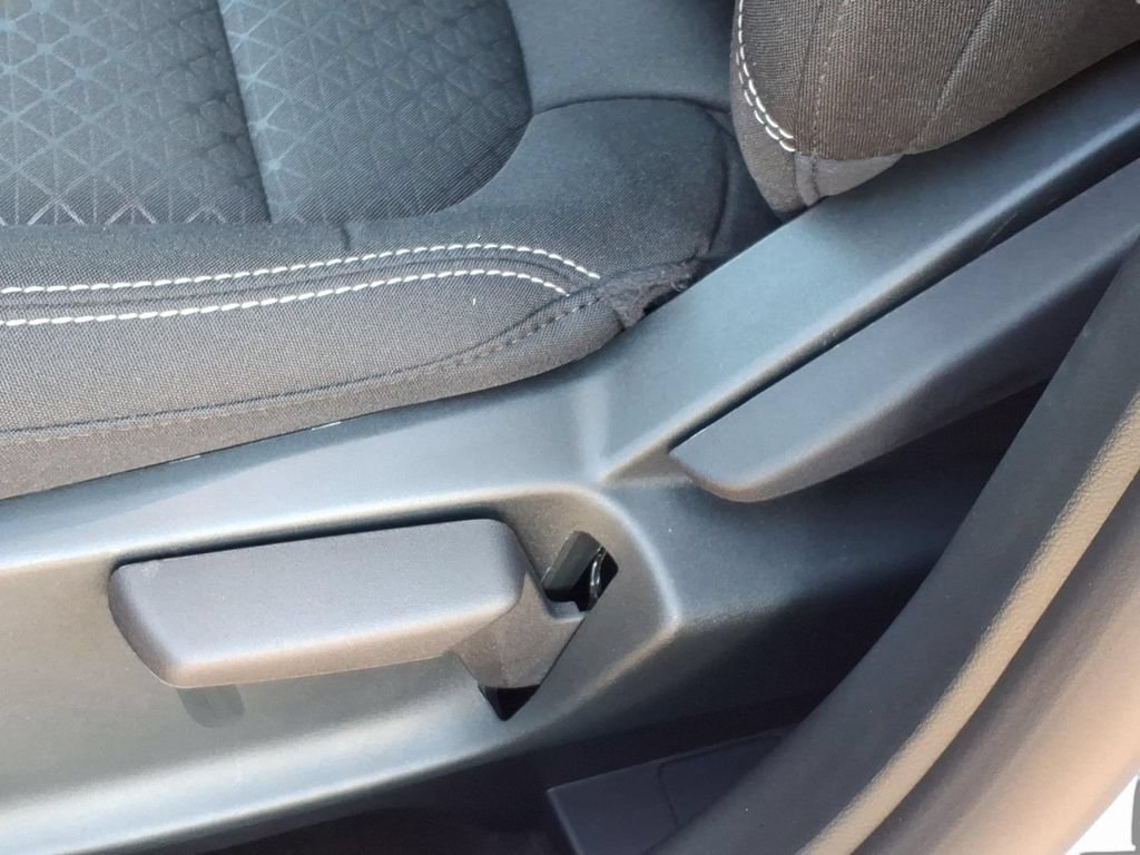 New 2025 Ford Escape Active w/ Tech Pack #1 AWD/4WD image 18