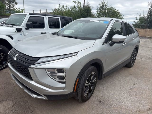 Used 2025 Mitsubishi Eclipse Cross SE AWD/4WD image 2