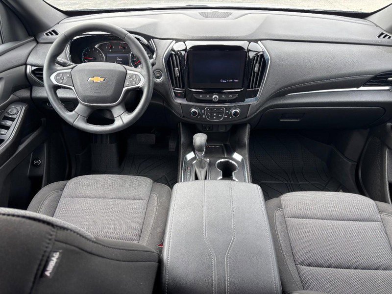 Certified 2023 Chevrolet Traverse LT FWD image 13