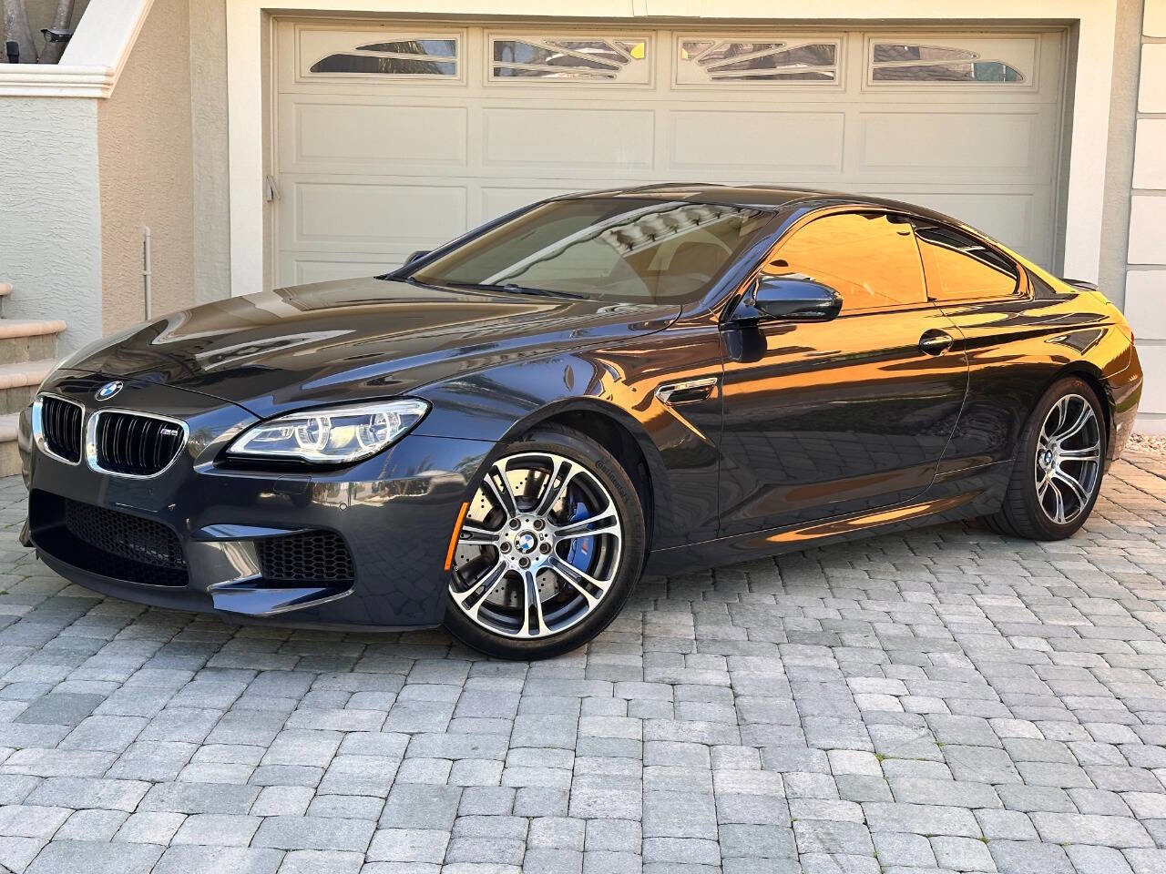 Used 2016 BMW M6 Coupe image 1