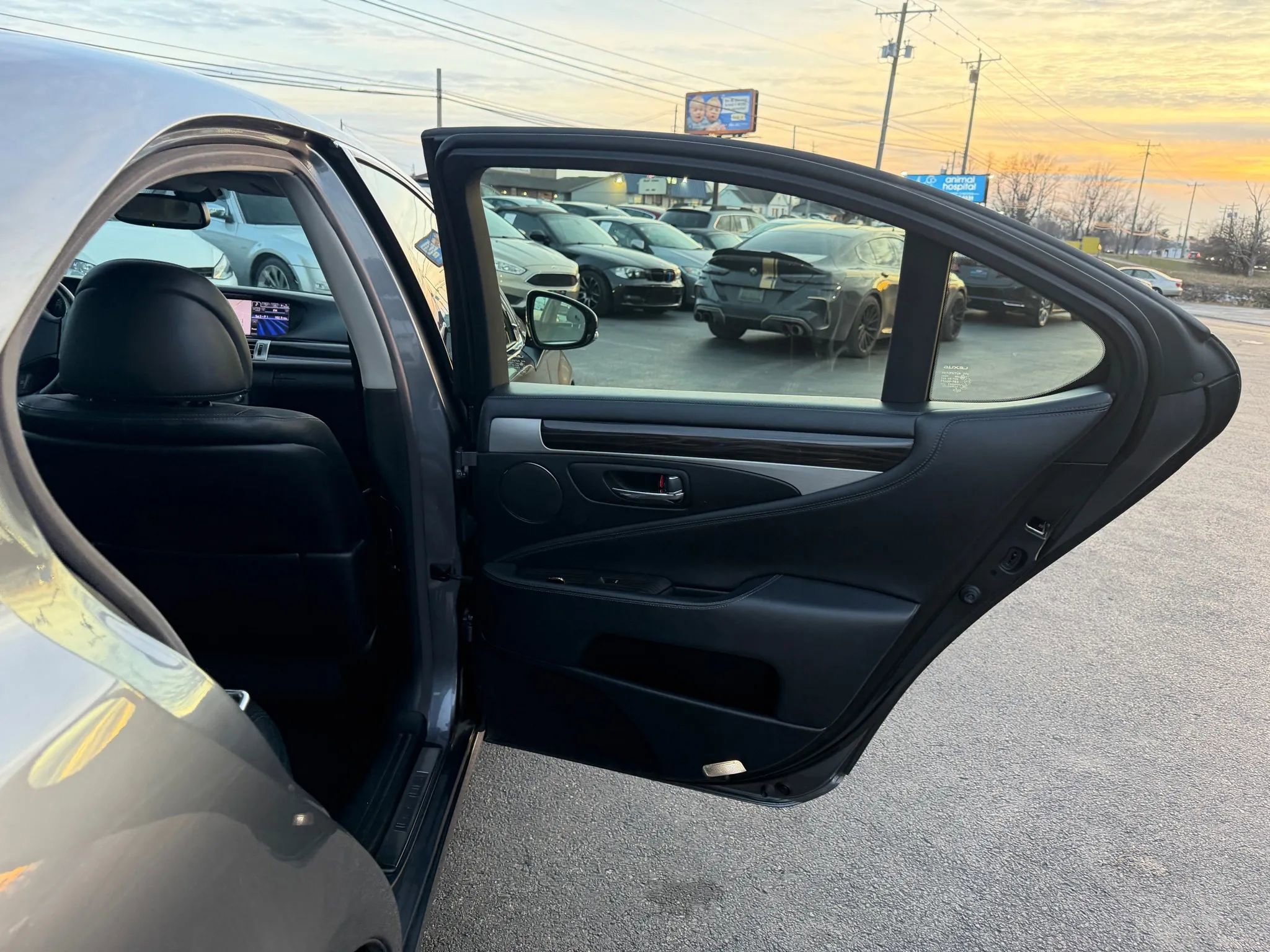 Used 2013 Lexus LS 460 AWD w/ Comfort Pkg image 34