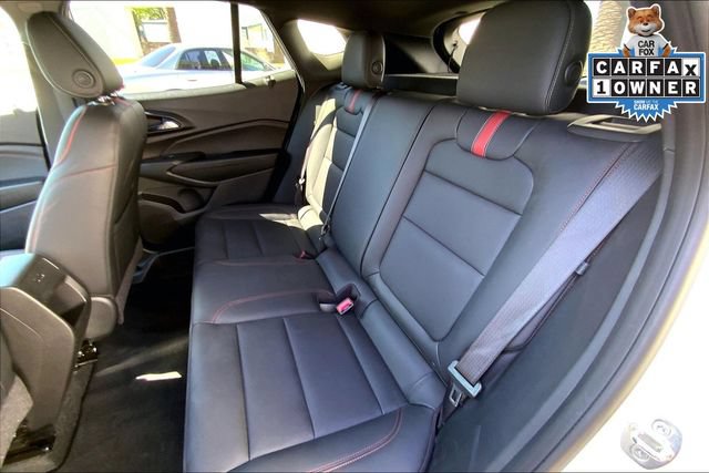 Used 2024 Chevrolet Trax RS w/ Sunroof Package FWD image 23