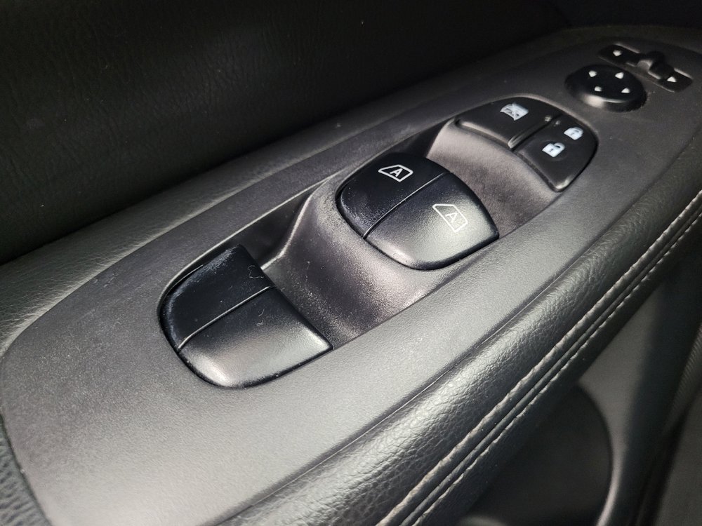 Used 2018 Nissan Pathfinder SL w/ SL Premium Package AWD/4WD image 27