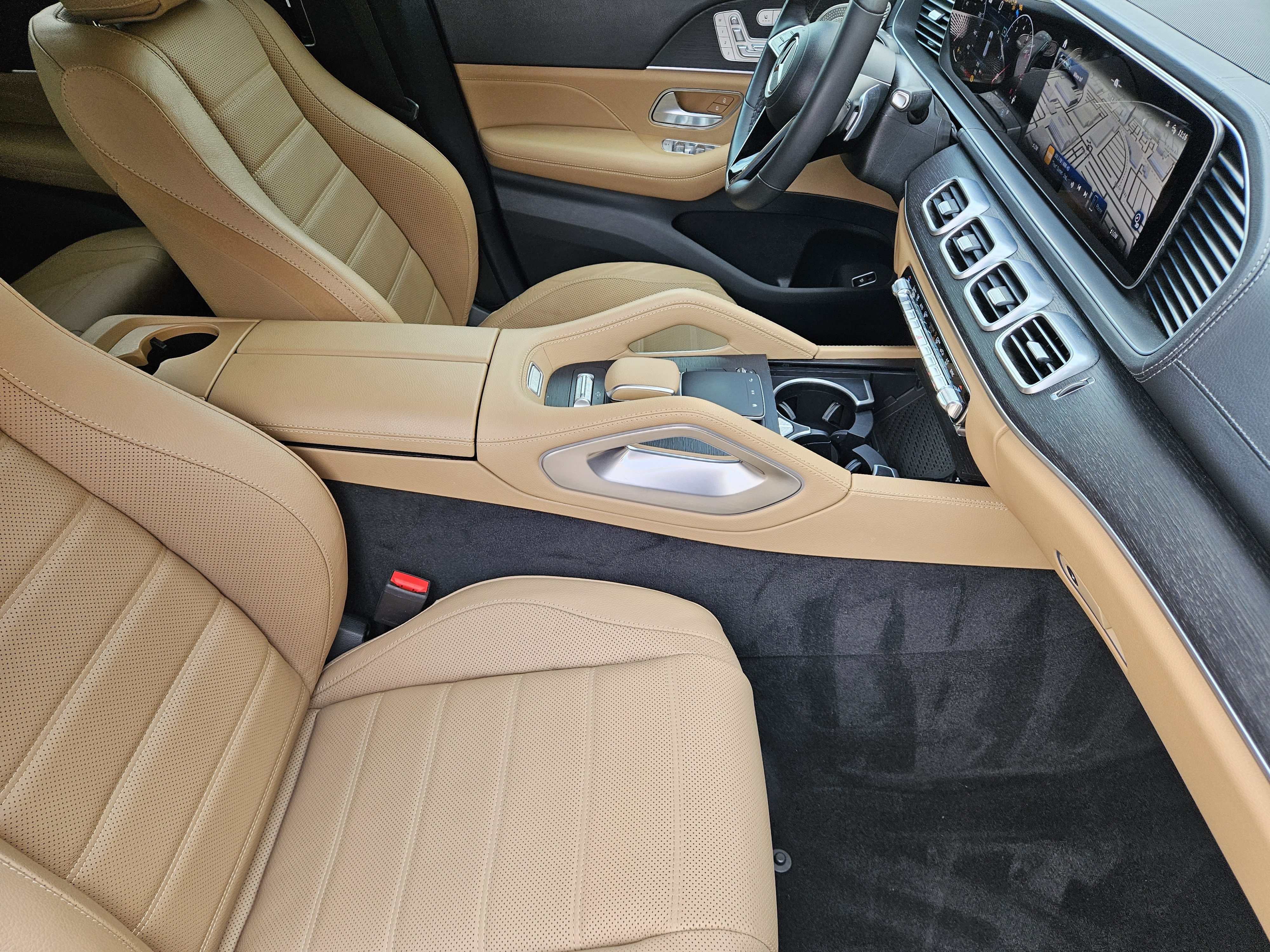 Certified 2024 Mercedes-Benz GLS 450 4MATIC image 11