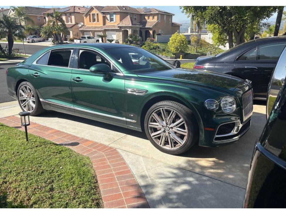 Used 2022 Bentley Flying Spur V8 AWD/4WD image 10