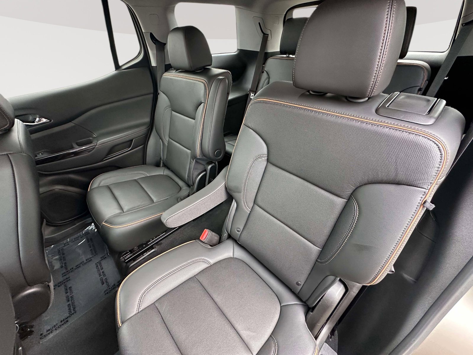 Certified 2022 GMC Acadia AT4 w/ Technology Package image 33