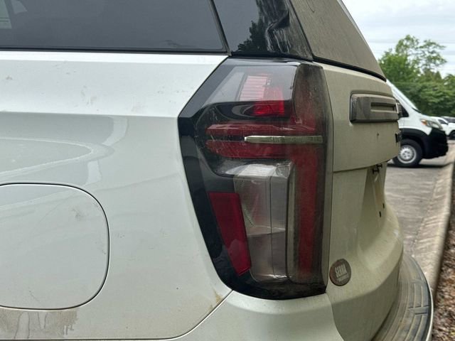 Used 2022 Chevrolet Tahoe RST w/ Sport Performance Package AWD/4WD image 11