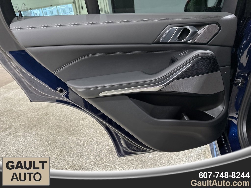 New 2026 BMW X5 xDrive40i w/ M Sport Package image 15