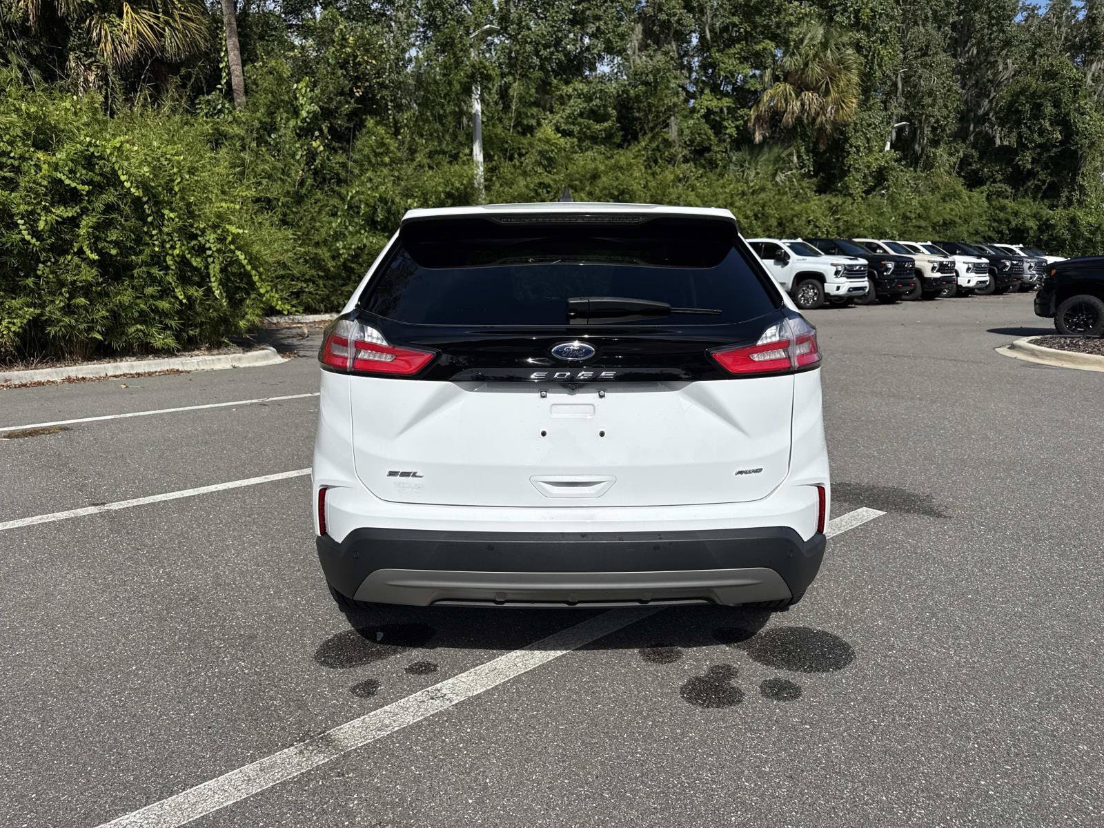 Used 2024 Ford Edge SEL AWD/4WD image 4