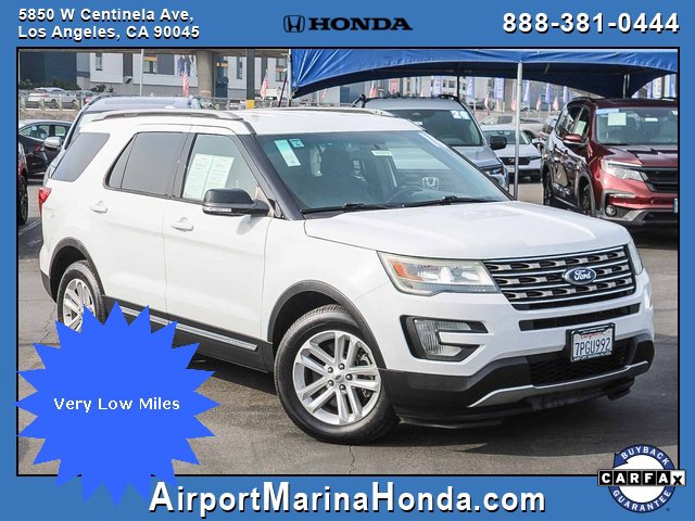 Used 2016 Ford Explorer XLT image 1