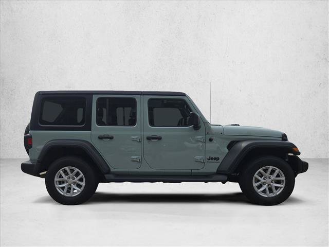 Used 2023 Jeep Wrangler Unlimited Sport AWD/4WD image 2