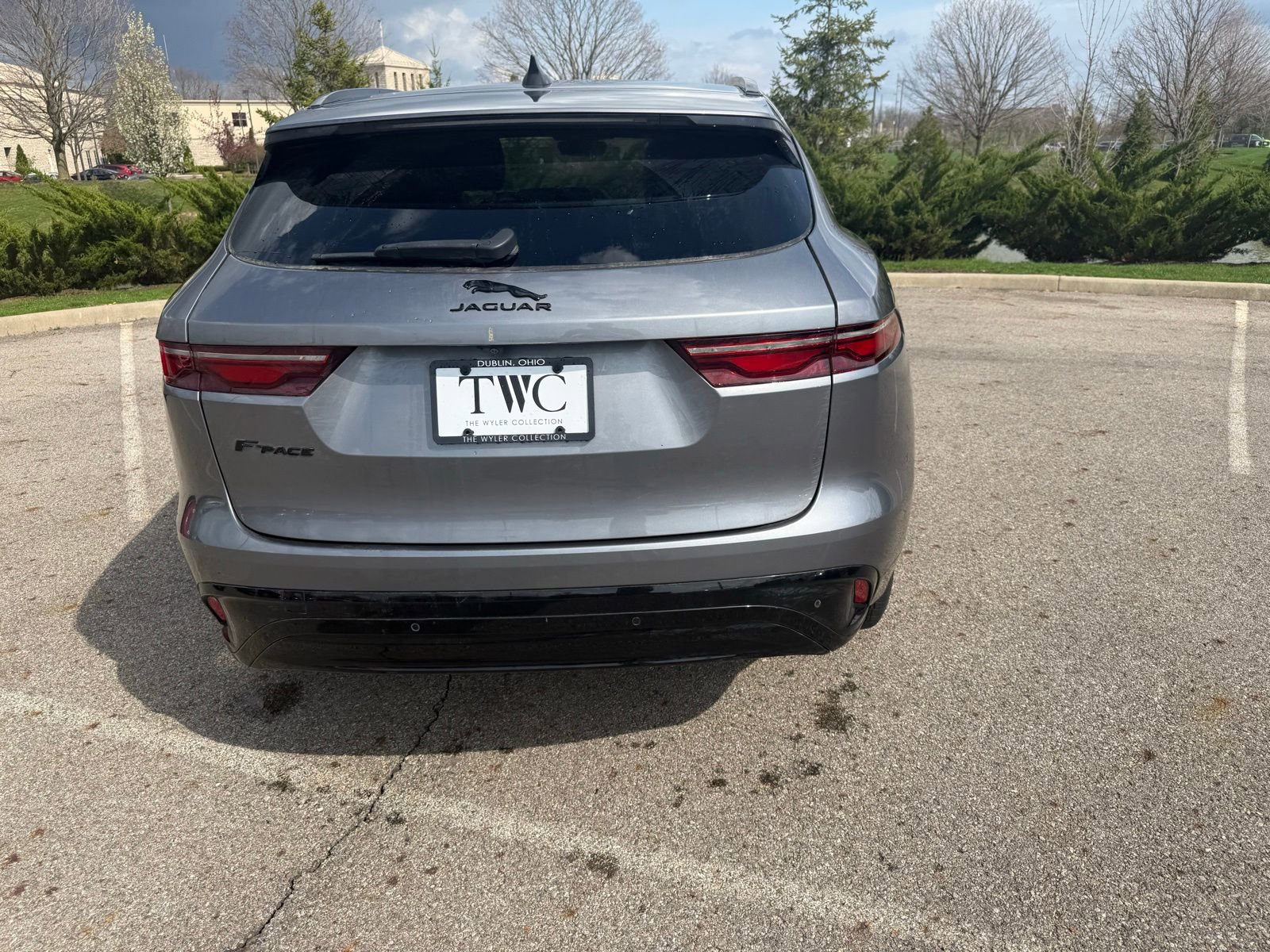 Used 2022 Jaguar F-PACE S image 6