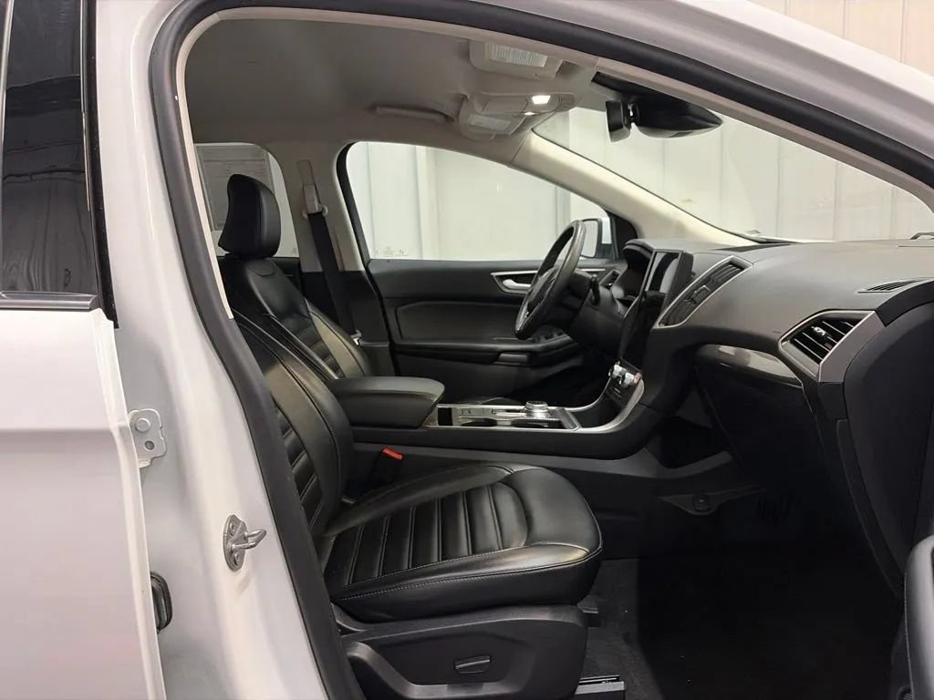 Used 2024 Ford Edge SEL AWD/4WD image 21