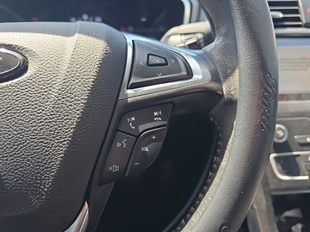 Used 2019 Ford Fusion SE w/ Equipment Group 151A image 21