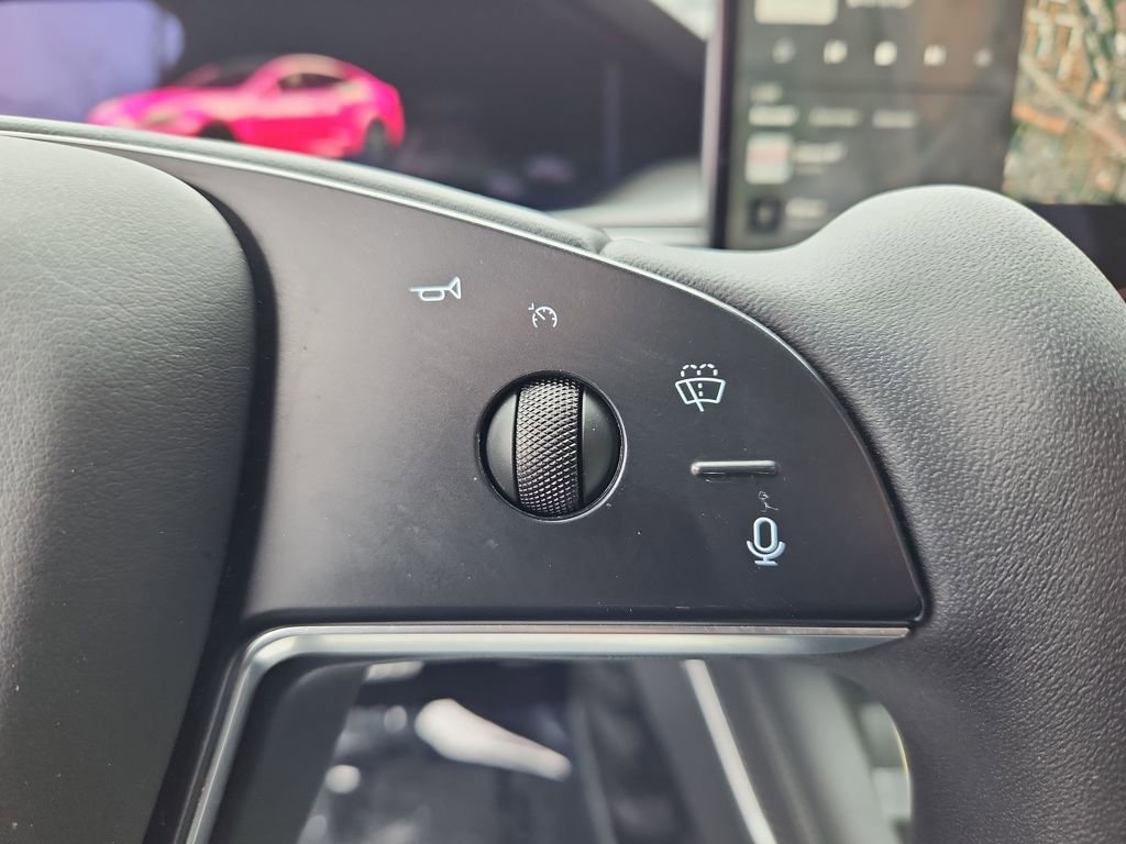 Used 2022 Tesla Model S Plaid image 19