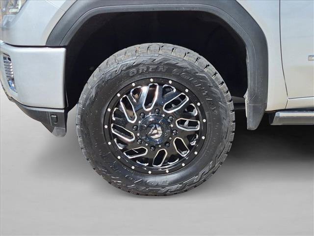 Used 2022 GMC Sierra 3500 Denali w/ Denali Ultimate Package AWD/4WD image 25