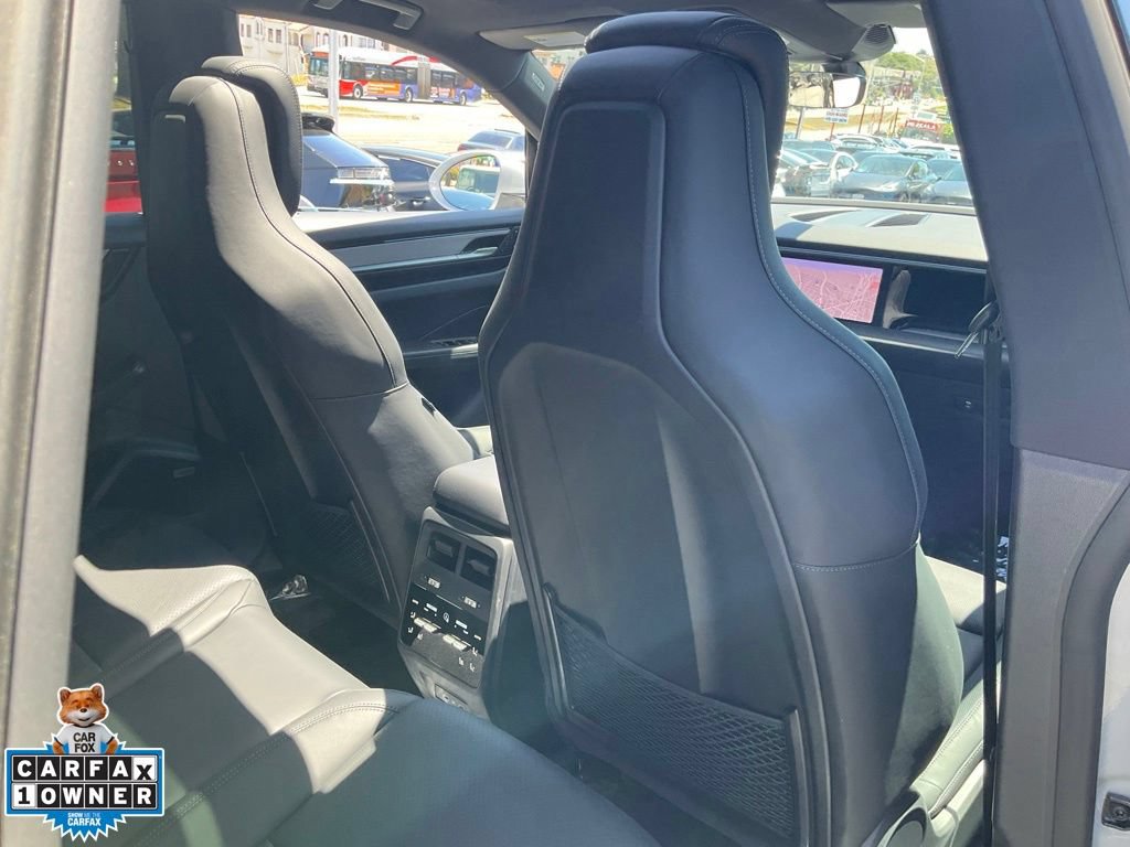 Used 2025 Porsche Macan 4S Electric AWD/4WD image 58