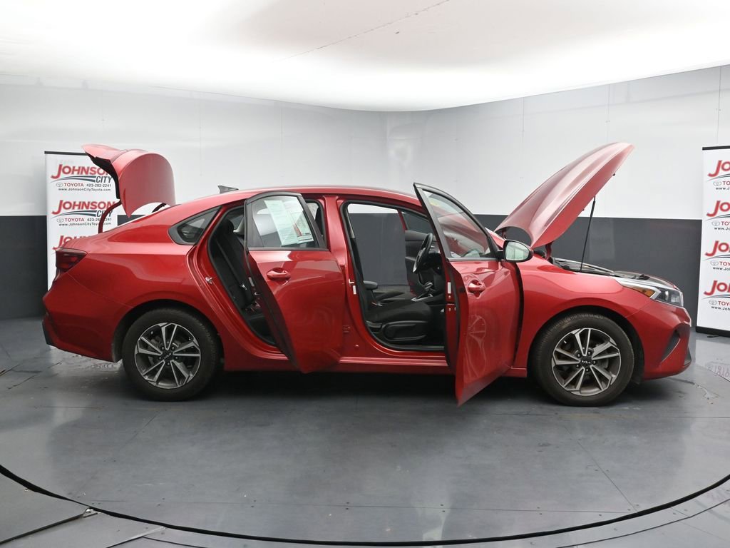 Used 2023 Kia Forte LXS FWD image 27