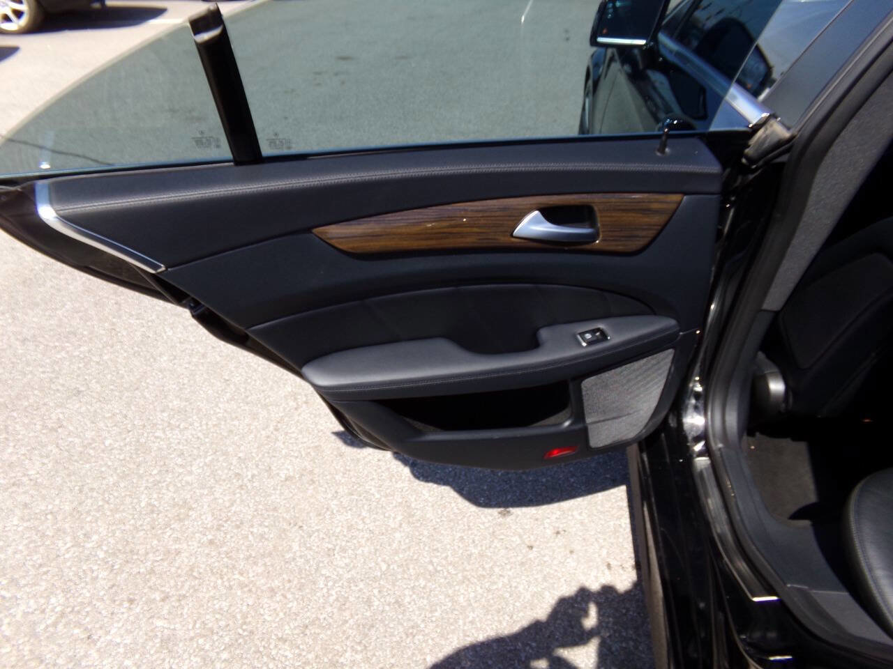Used 2015 Mercedes-Benz CLS 400 image 17