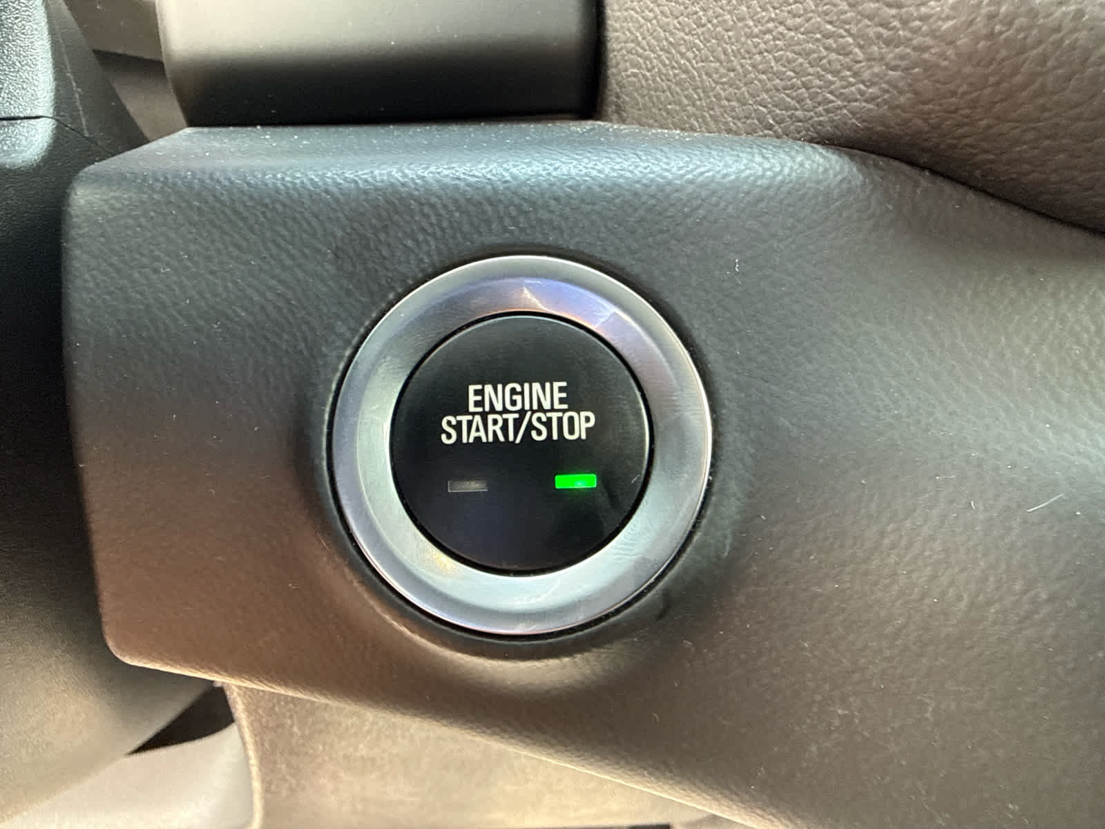 Certified 2023 GMC Terrain Denali w/ Denali Premium Package AWD/4WD image 21
