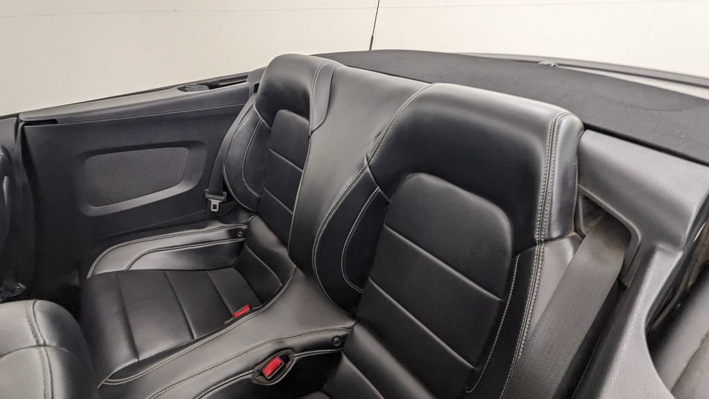 Used 2016 Ford Mustang GT Premium w/ Equipment Group 401A RWD image 31