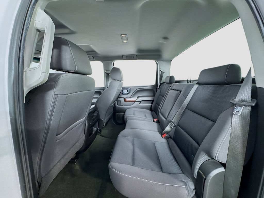 Used 2018 GMC Sierra 2500 SLE w/ SLE Fleet Preferred Package AWD/4WD image 11