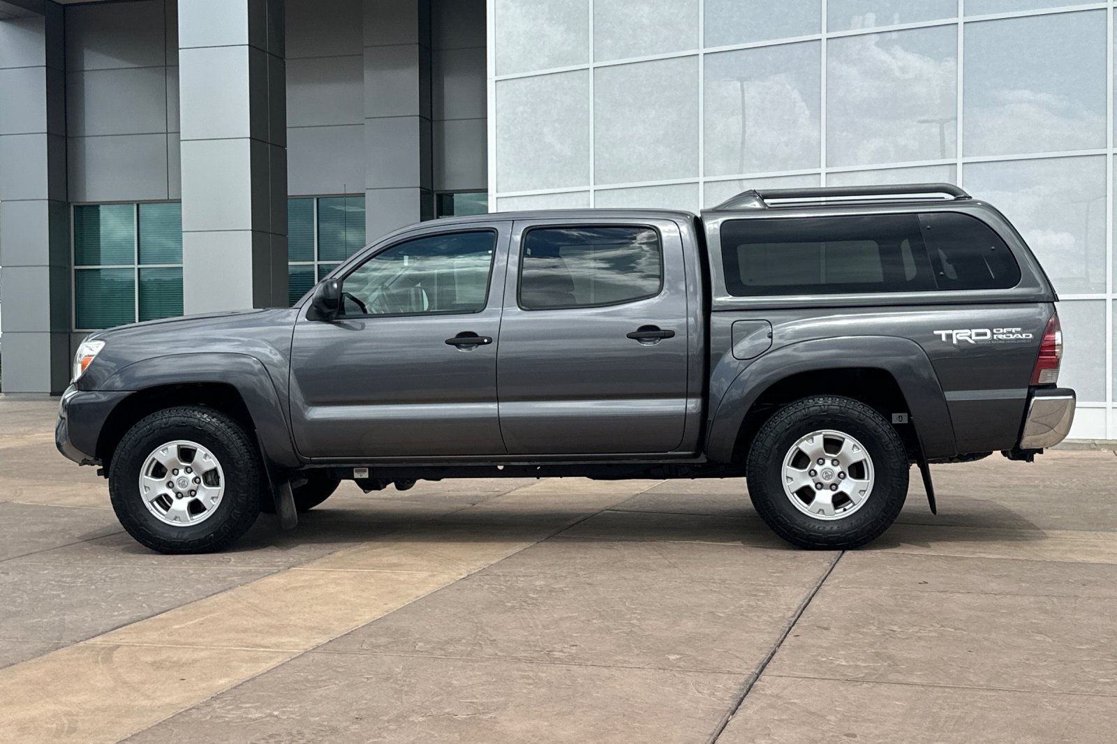 Used 2013 Toyota Tacoma 4x4 Double Cab w/ TRD Off-Road Pkg image 7