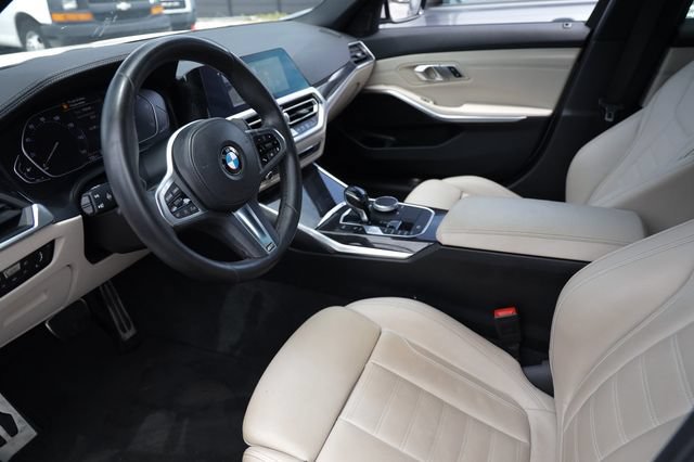 Used 2021 BMW 330i Sedan w/ M Sport Package RWD image 5