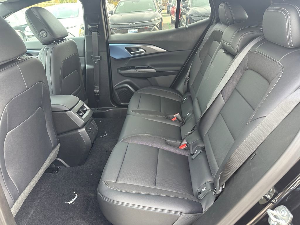 New 2026 Chevrolet Equinox EV LT image 19