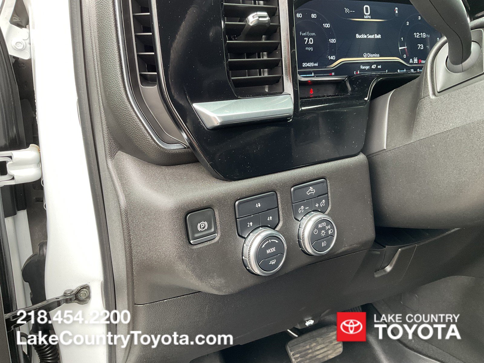 Used 2025 GMC Sierra 3500 SLE w/ SLE Convenience Package AWD/4WD image 21