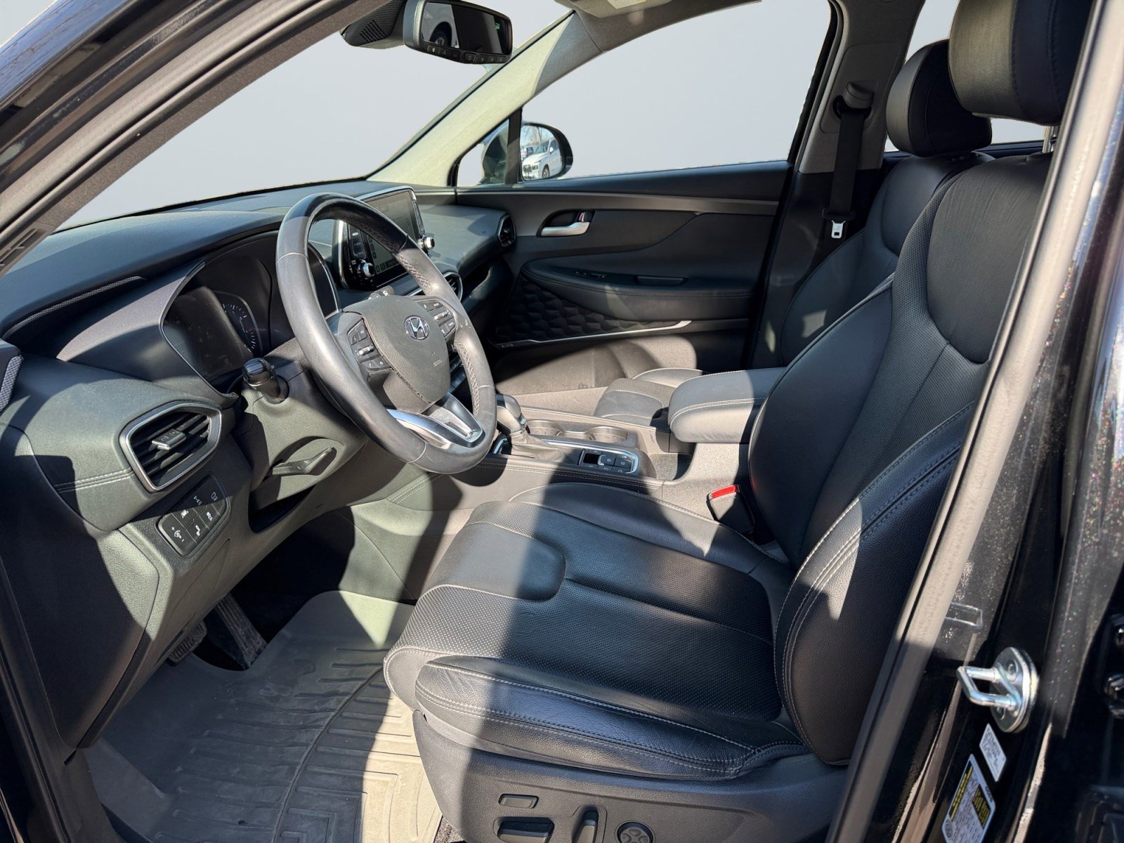 Used 2020 Hyundai Santa Fe Limited image 11