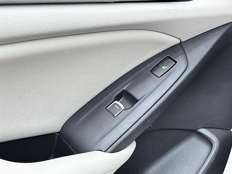 Used 2021 Honda Accord Touring image 36