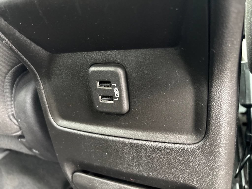 Used 2018 GMC Acadia SLE FWD image 17