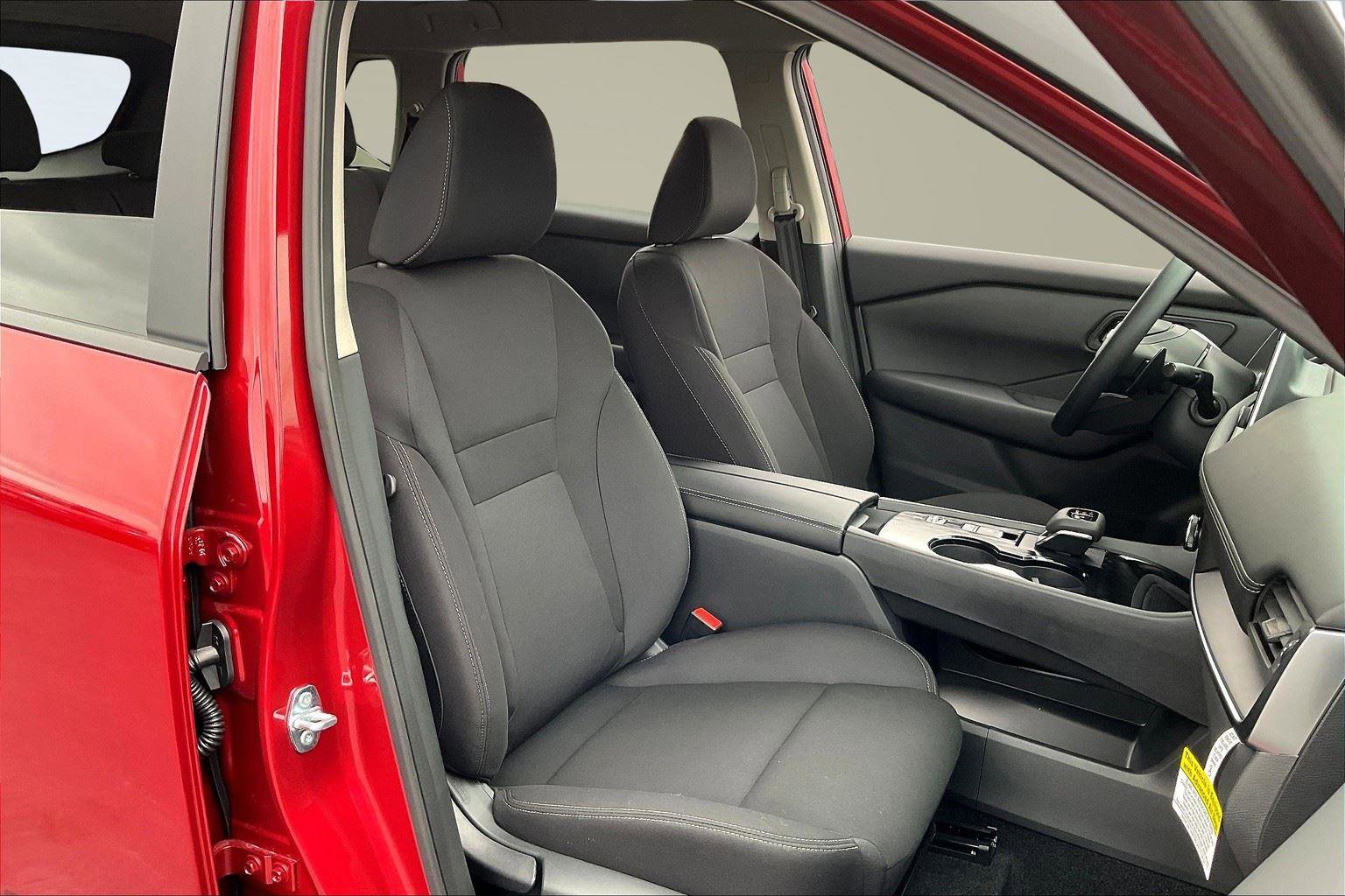 New 2026 Nissan Rogue S image 8