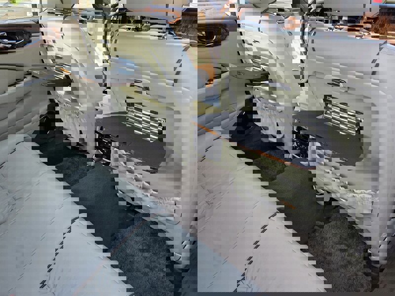 Used 2006 Jaguar XJ8 image 24