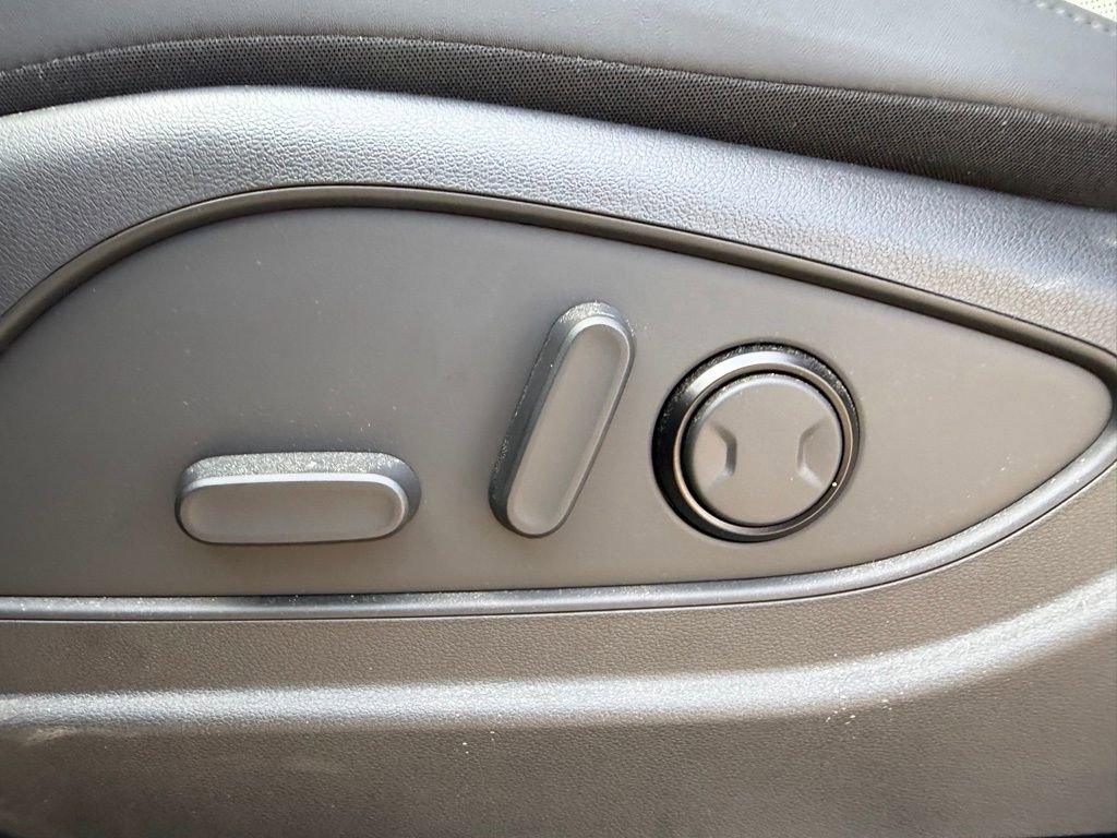 Used 2026 Hyundai Palisade XRT Pro AWD/4WD image 8