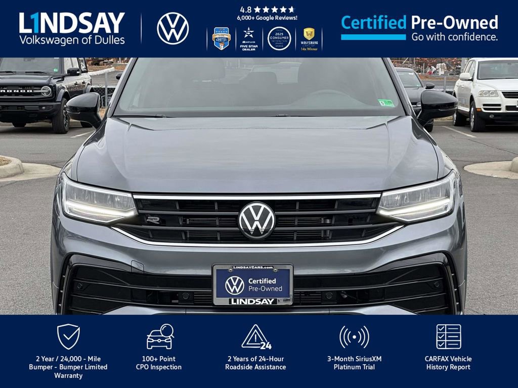 Certified 2024 Volkswagen Tiguan SE R-Line image 2