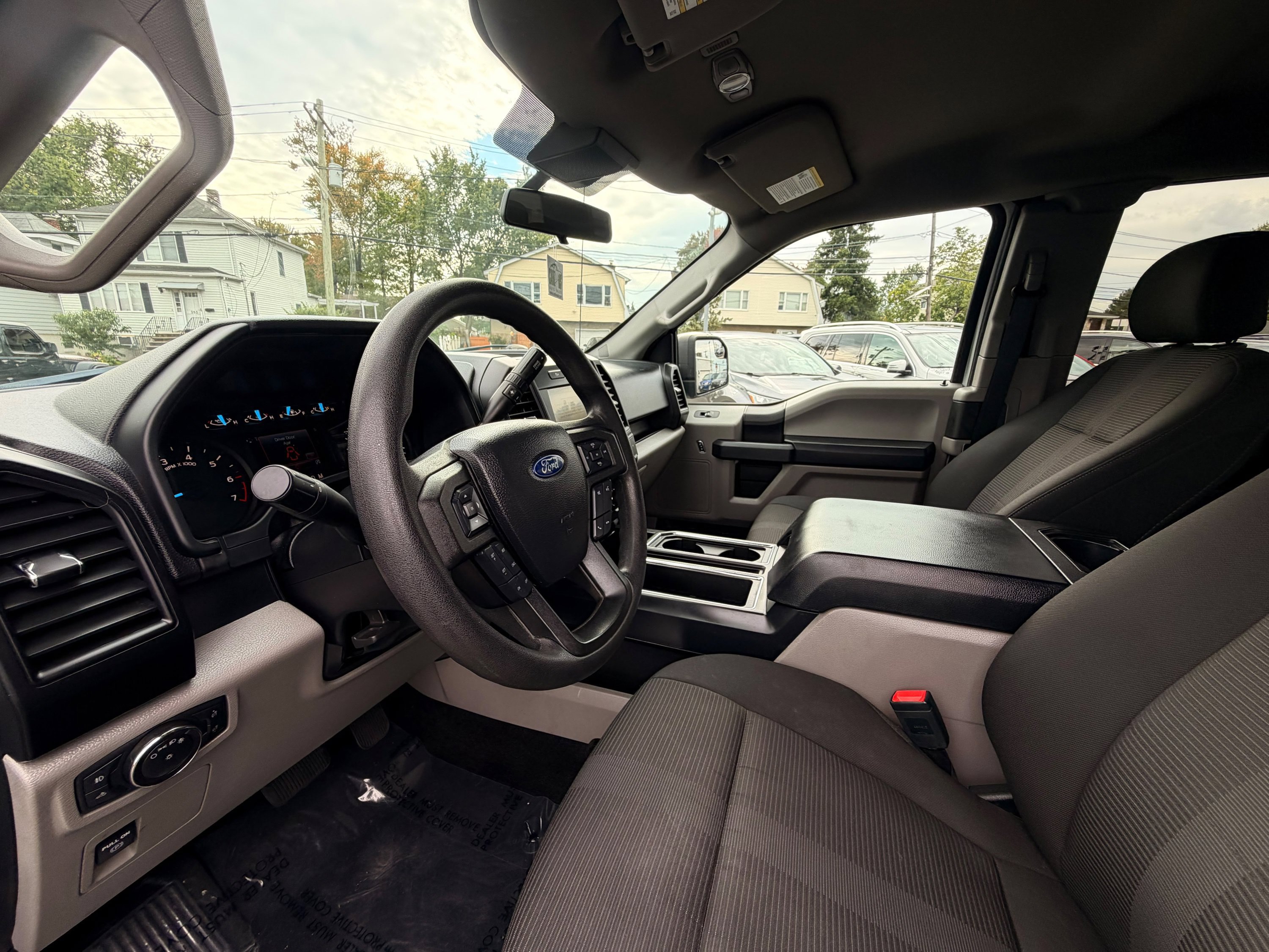 Used 2019 Ford F150 XL w/ Equipment Group 101A Mid AWD/4WD image 13