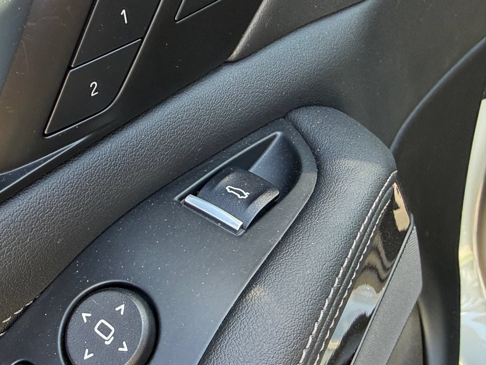 Used 2025 BMW X5 M60i AWD/4WD image 25