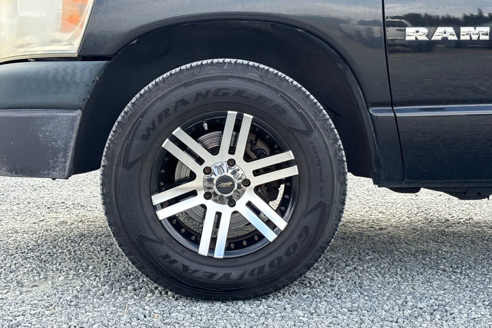 Used 2008 Dodge Ram 1500 Truck ST w/ Popular Equipment Group RWD image 11