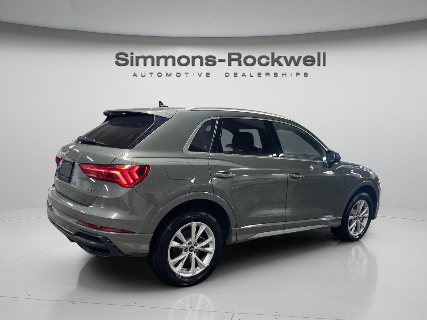 Used 2025 Audi Q3 2.0T Premium AWD/4WD image 5