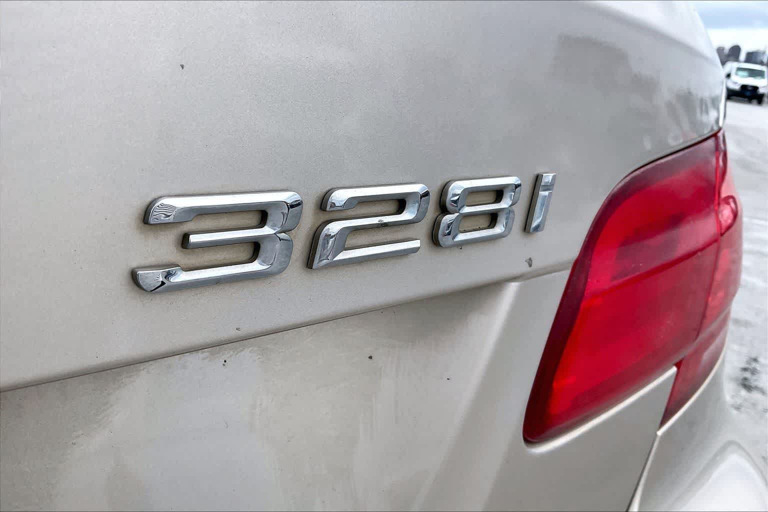 Used 2012 BMW 328i Coupe RWD image 7
