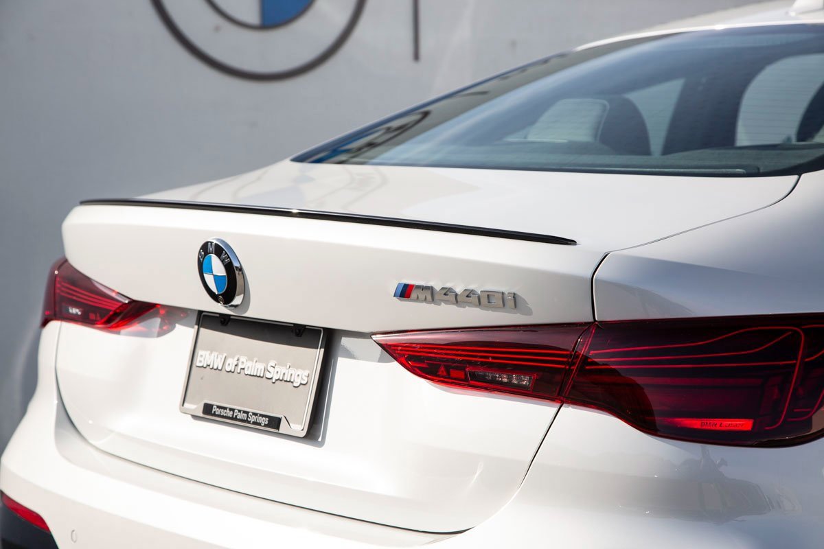 Used 2025 BMW M440i Coupe w/ Premium Package image 10