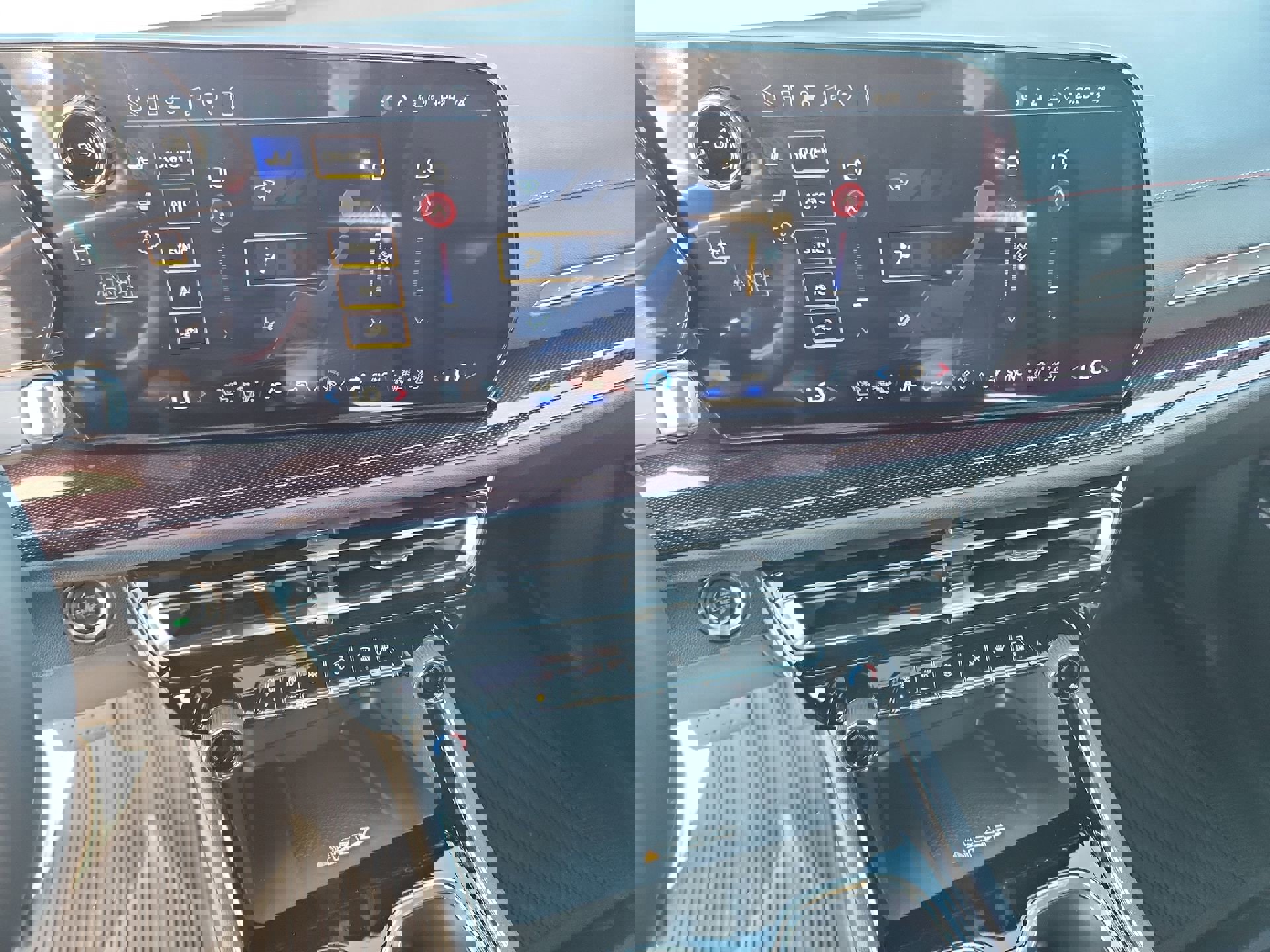 New 2026 Chevrolet Traverse RS image 23