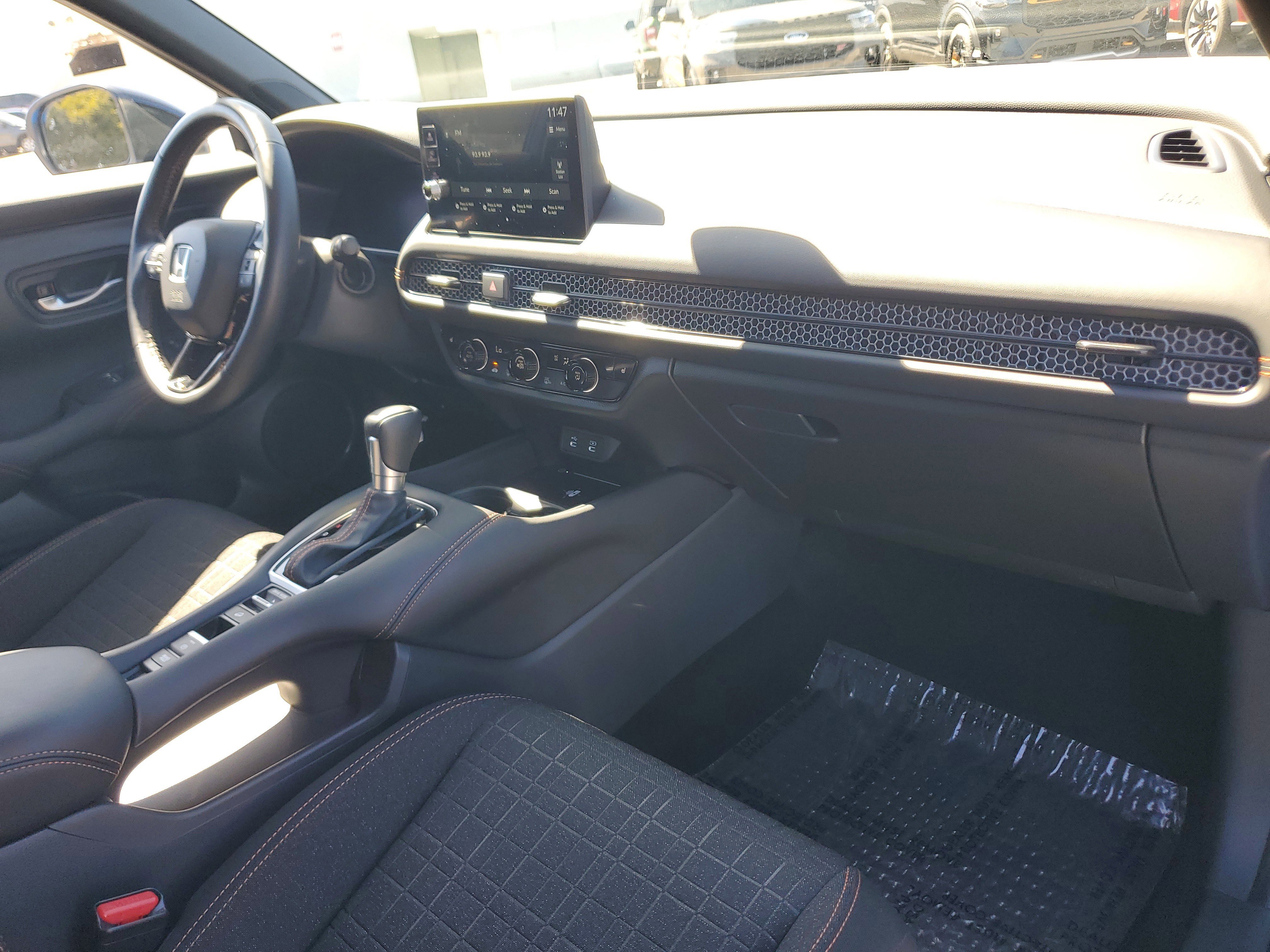 Used 2026 Honda HR-V Sport image 17