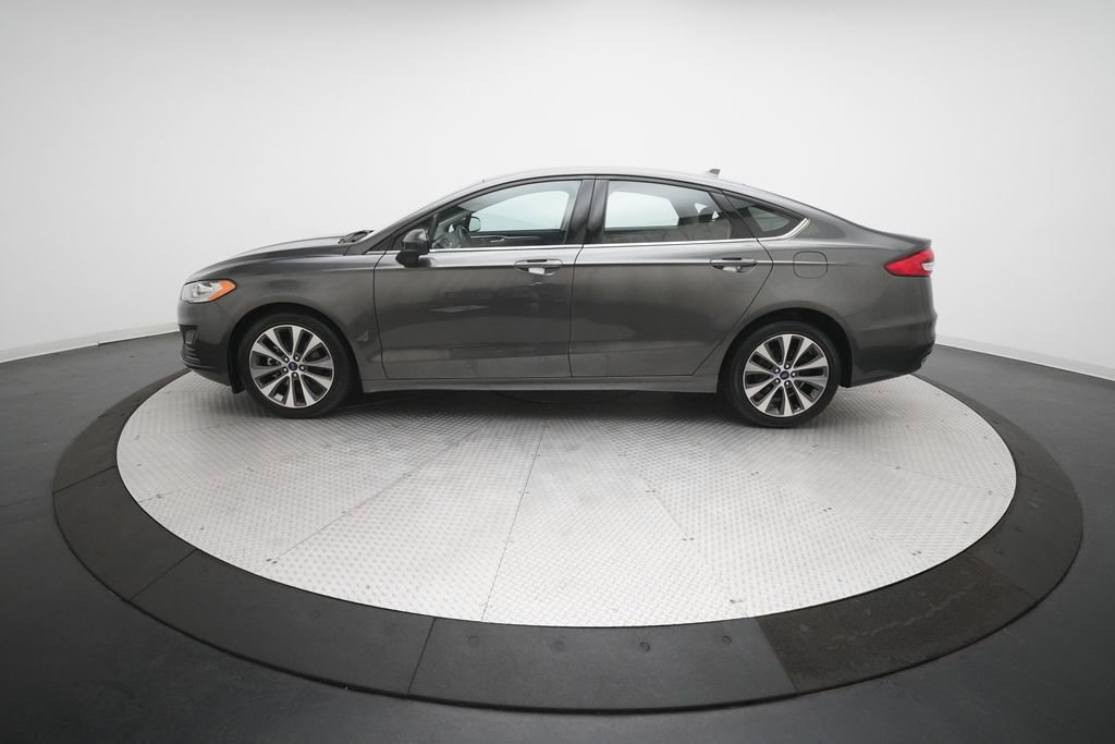 Used 2020 Ford Fusion SE image 23